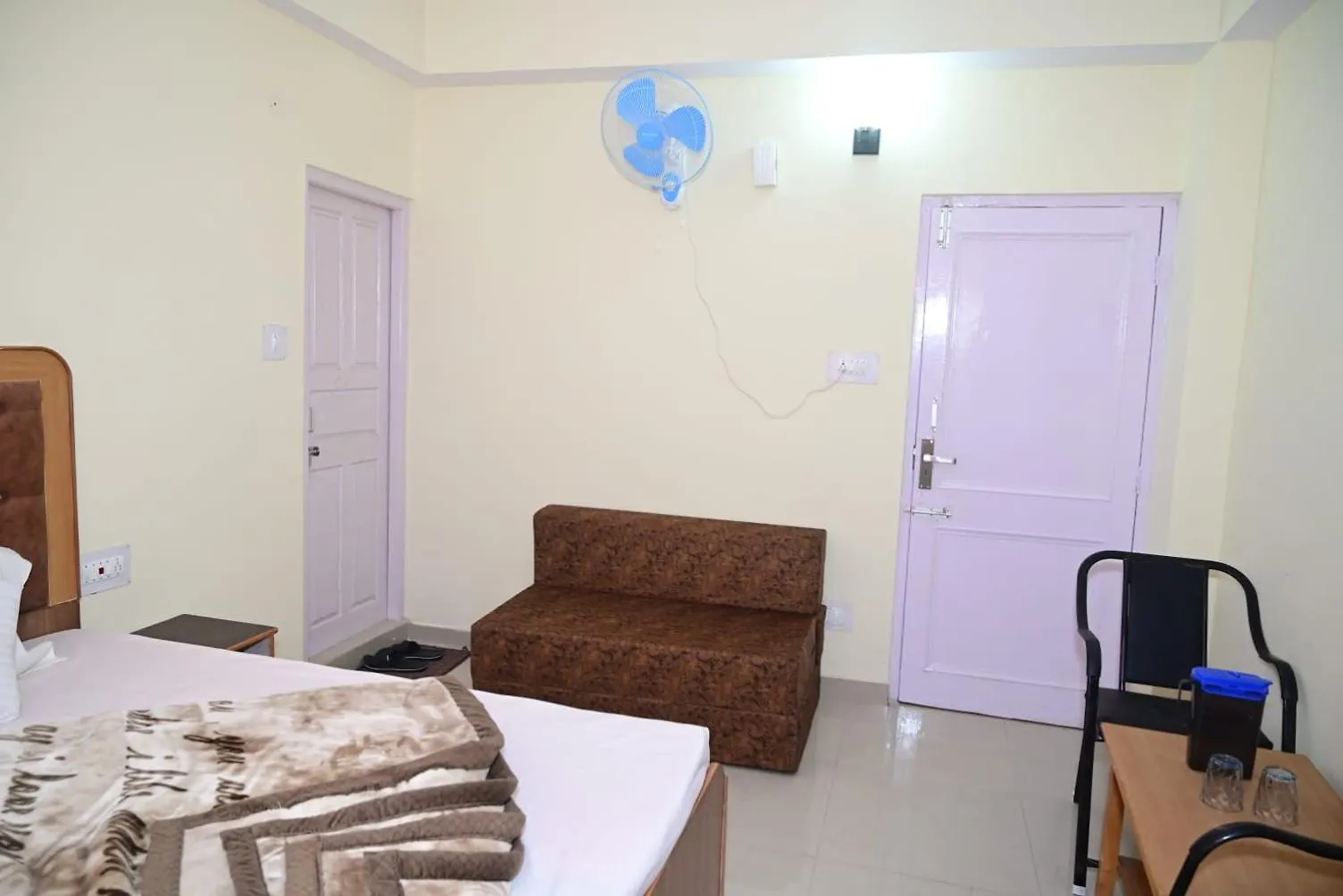 Krishna B&B Near Mall Road Shimla India